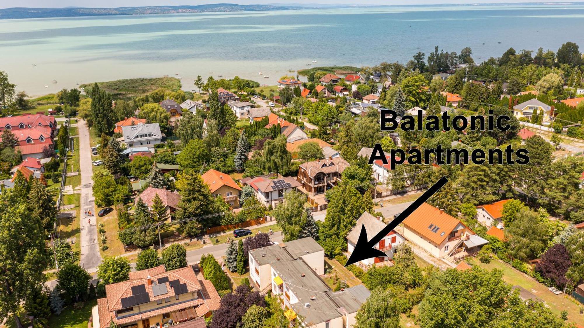 Balatonic Retro Apartment Zamardi Exterior photo